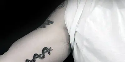 Vollarm-Tattoo: Eine umfassende Anleitung für den perfekten Look