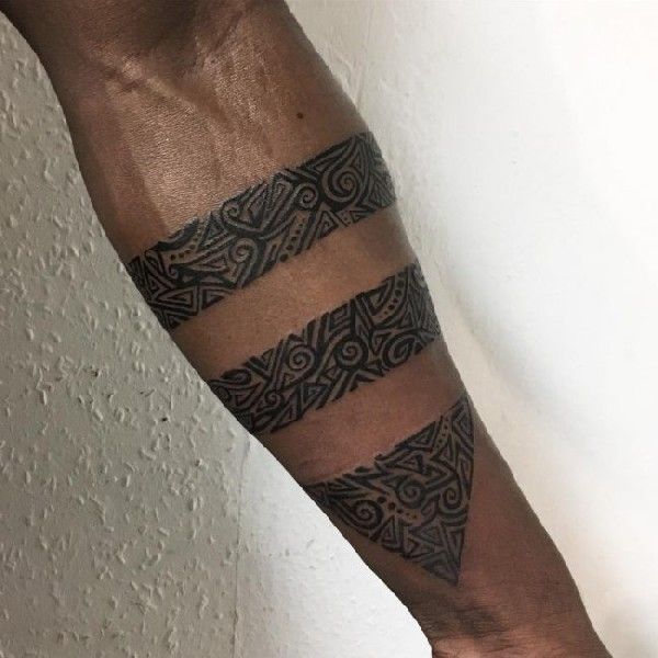 img/amputierte-arm-tattoo.jpg