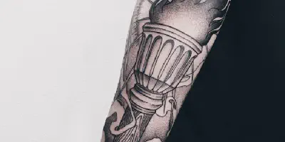 Arm Tattoo für Männer: Eine umfassende Anleitung