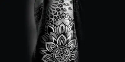 Arm Tattoo Model: Bedeutung und beste Designs