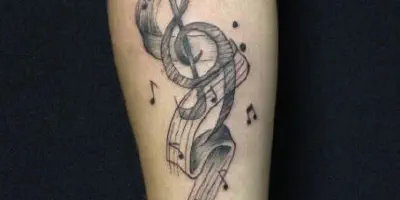 Tattoo Musik auf dem Arm: Ein Leitfaden für Musikliebhaber