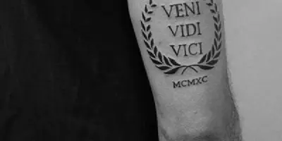 Die Bedeutung von Tattoos auf der Rückseite des Arms