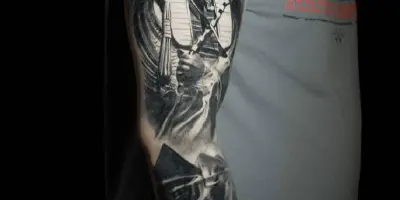 Der durchschnittliche Preis für ein Oberarm-Tattoo