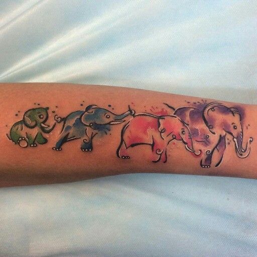 img/elephant-family-arm-tattoo.jpg