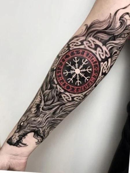 img/jormungandr-arm-tattoo.jpg