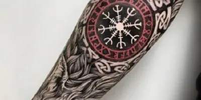 Die Bedeutung des Jormungandr-Armschmucks in der Tätowierkunst