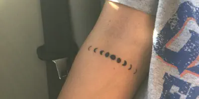 Kleines Arm Tattoo Design: Ein umfassender Leitfaden