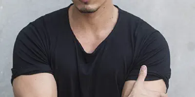 Lewis Tan Arm Tattoo - Alles, was Sie darüber wissen müssen