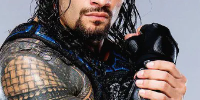 Roman Reigns Arm Tattoo: Bedeutung und Hintergrund