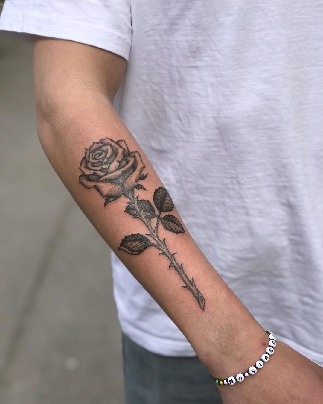 img/rose-arm-tattoo-preis.jpg