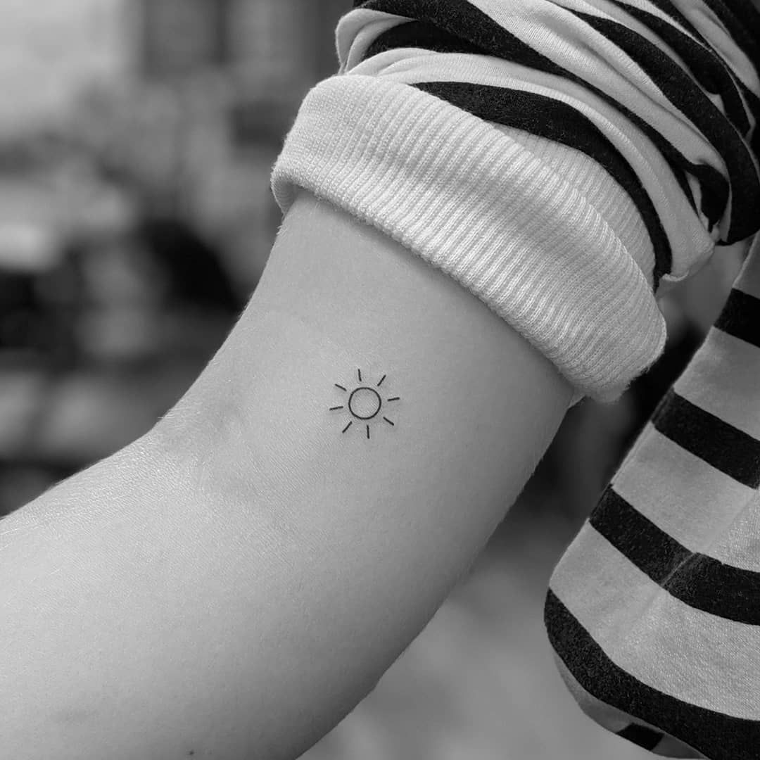 img/wie-man-ein-arm-tattoo-vor-der-sonne-schutzt.jpg