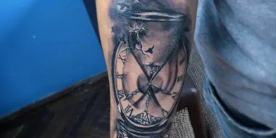 Wie man ein Unterarm-Tattoo gestaltet