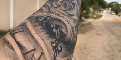 Zyzz Arm Tattoo: Bedeutung und Bedeutung